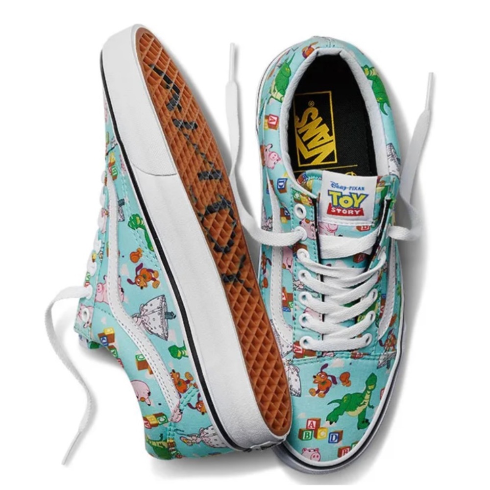 Women’s 10- Men’s 8.5